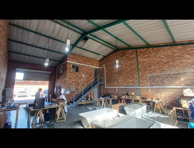 INDUSTRIAL PROPERTY TO RENT IN HENNOPSPARK